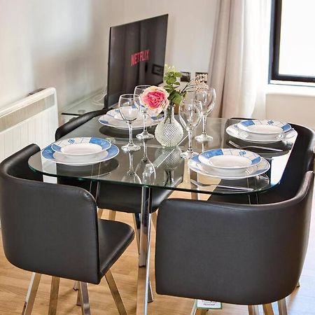 Lovely 1 Bedroom Apartment - Bham City Centre برمنغهام المظهر الخارجي الصورة